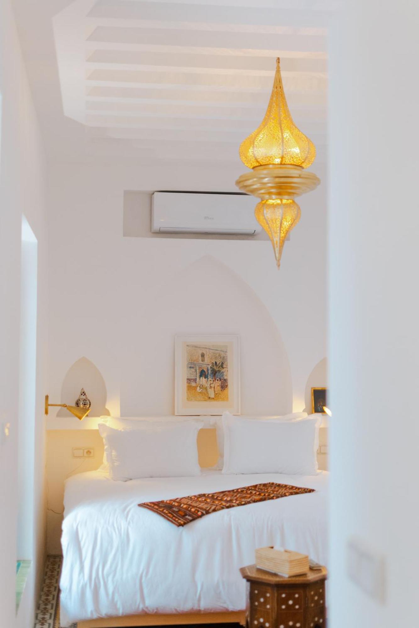 Boutique Hotel La Maison Darts Et Medicine Marrakesh Room photo